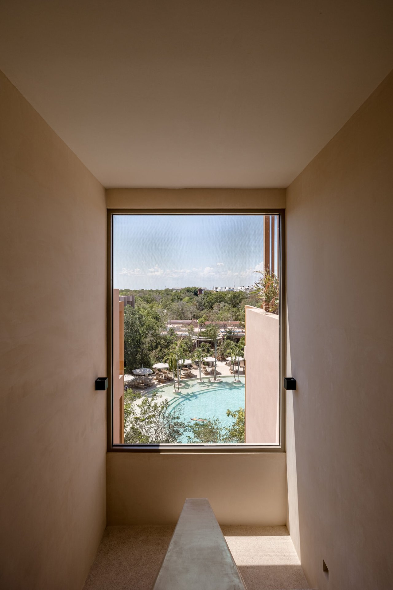 Aflora 3 | Bed Penthouse I403