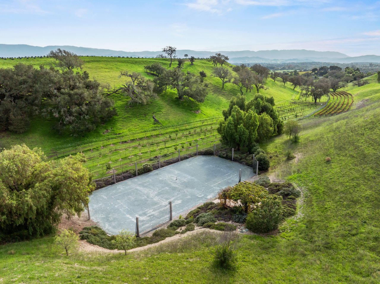 22 Acres of Timeless California Living