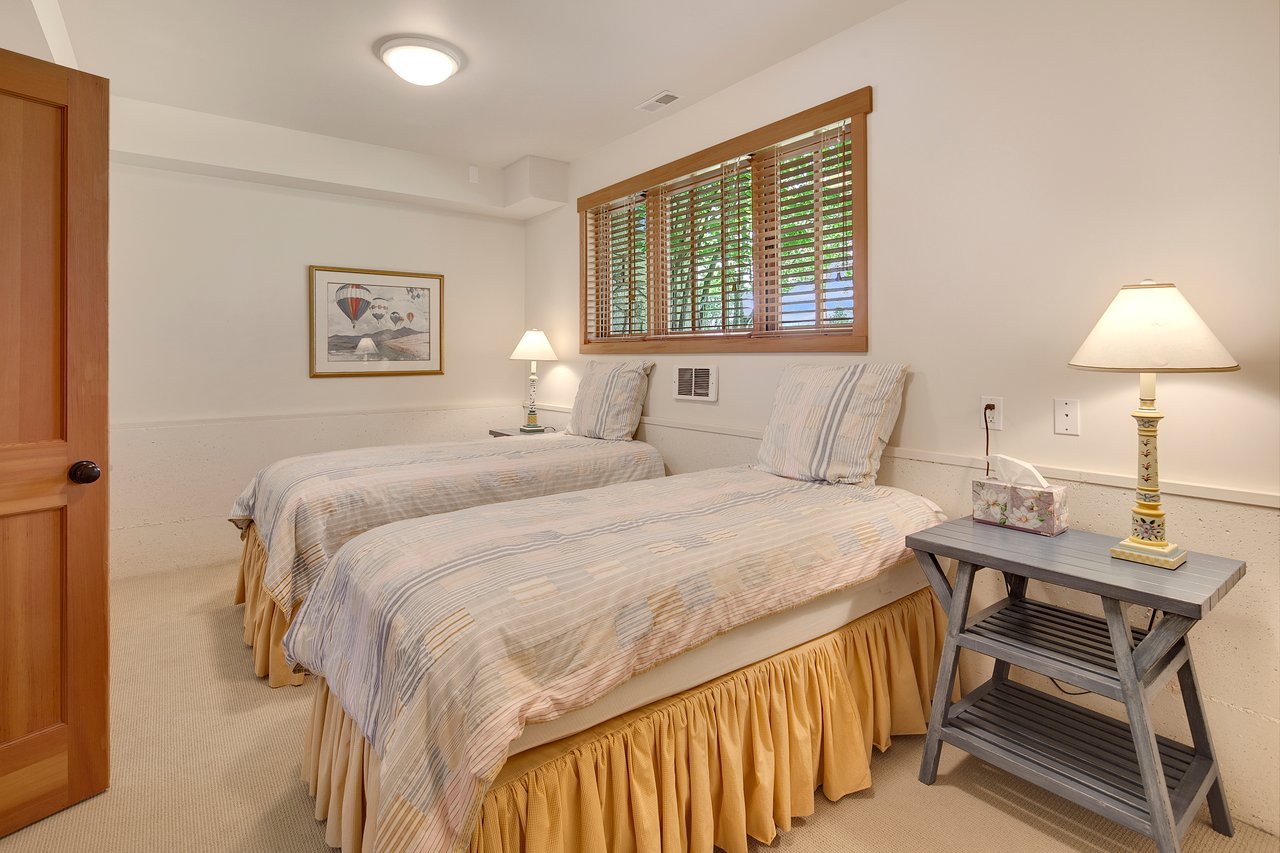 235 Seal Rock Lane, Friday Harbor 98250