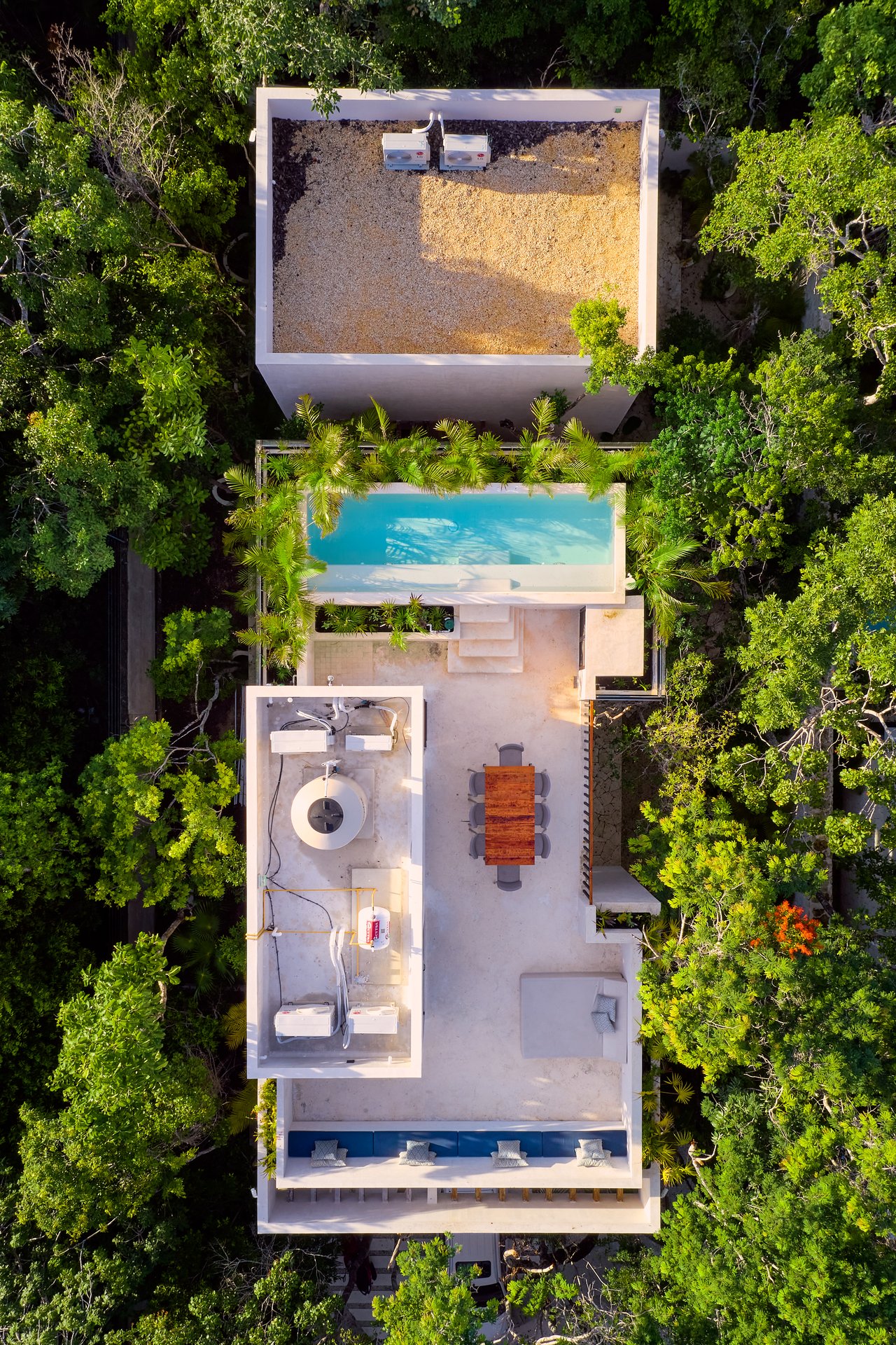 Casa Thomas | 3BR Jungle Villa with Rooftop Pool