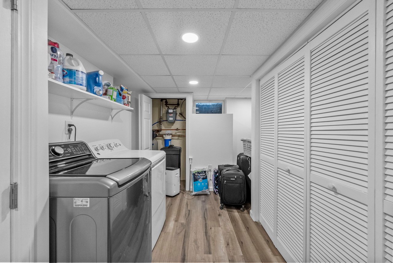200 Hillside Ave, River Edge, NJ 07661