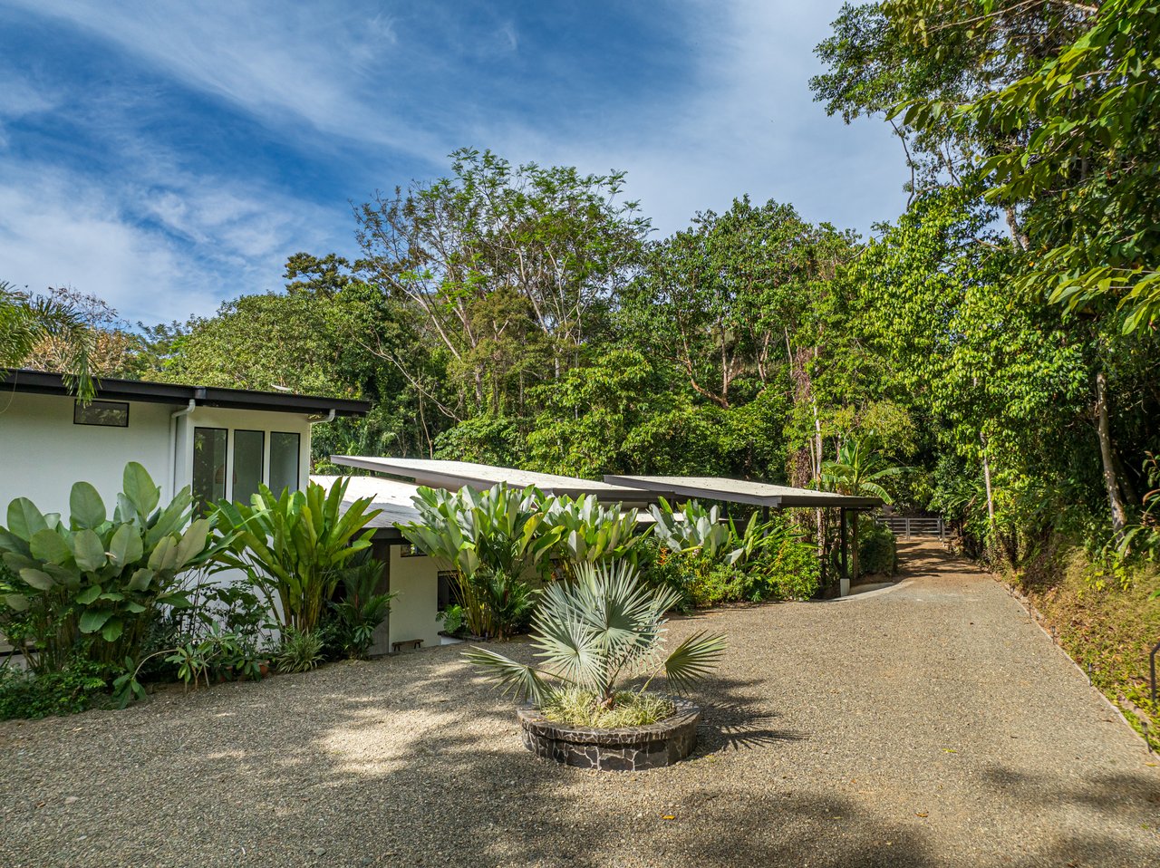 Luxury Ocean View Home in Paradise Breezes – A Private Retreat Near Dominical