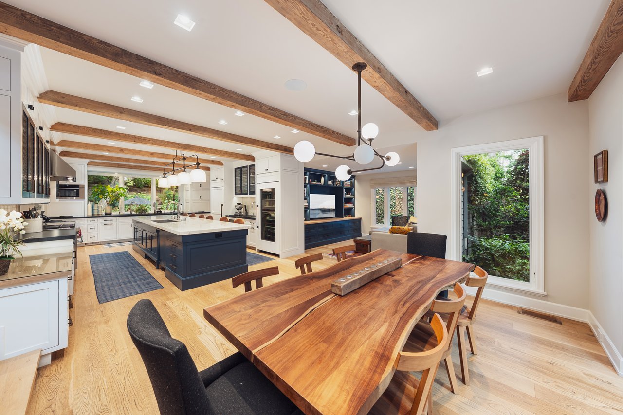 2600 Mandeville Canyon Rd, Brentwood