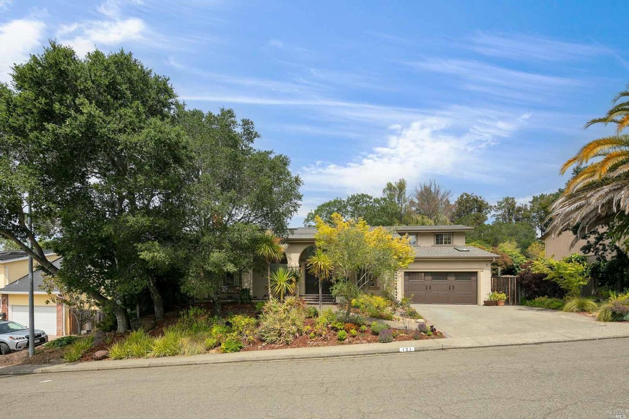 121 Santa Maria Dr
