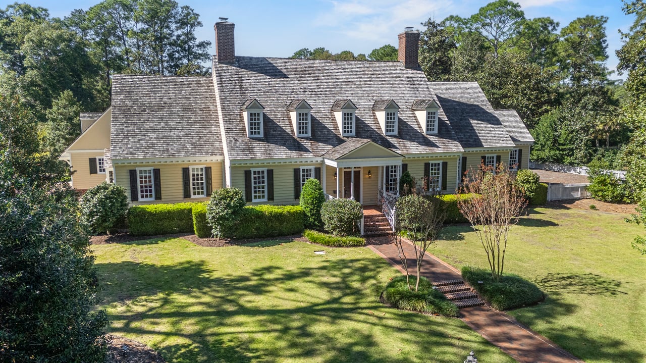 South Oleander | Forest Hills