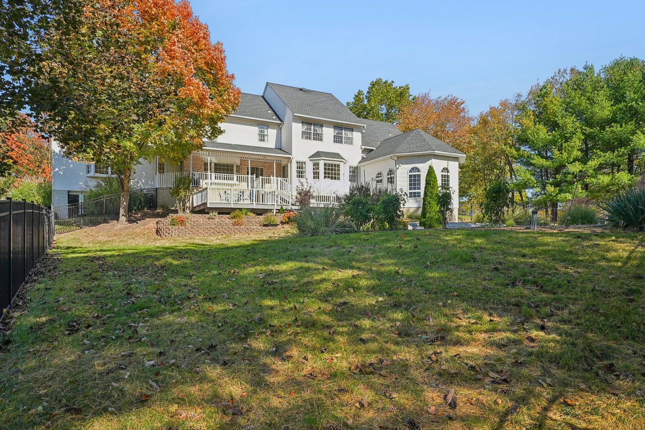 Hilltop Luxury with Endless Views