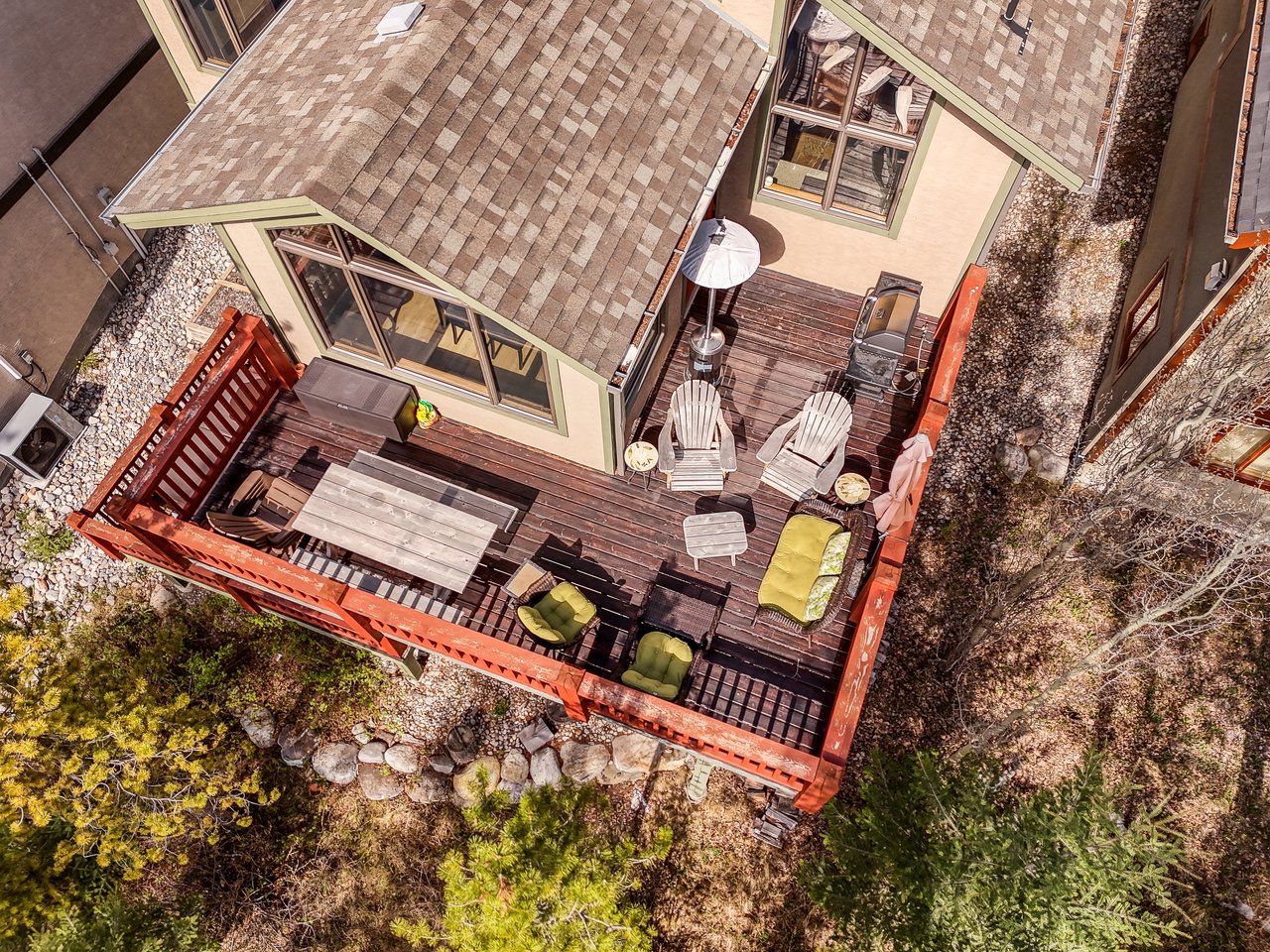 369 Eagle Heights