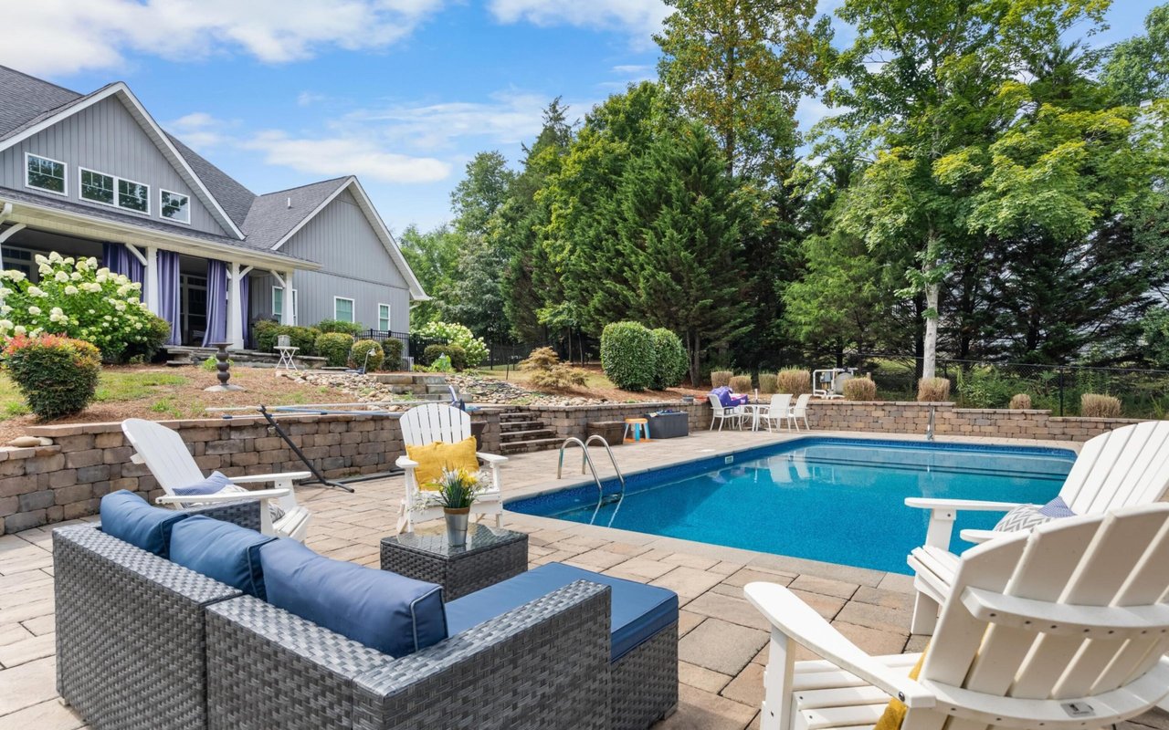 Wallace Luxury Spotlight | 139 CCC Camp Road Norris, TN 37828