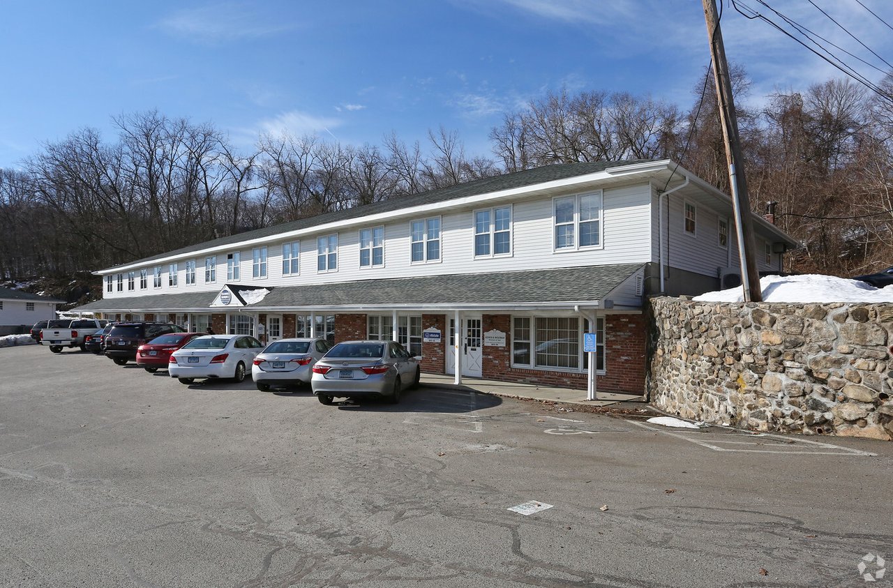 For Lease|Woodbridge Professional Center North