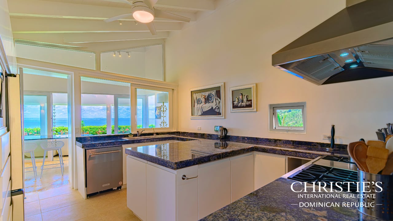 Luxury Ocean View Villa in the Puerto Bahía Resort Community