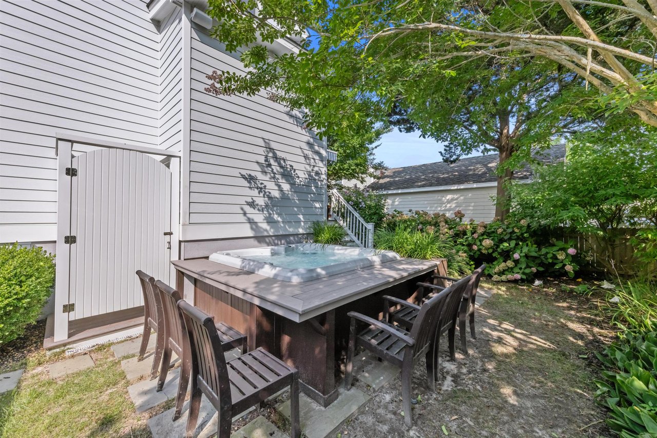 210 Ocean Street, Beach Haven