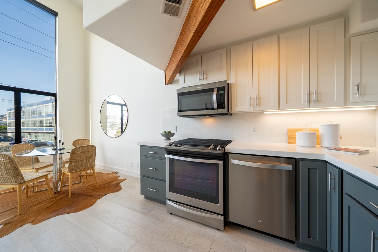 2301 Harrison St #203