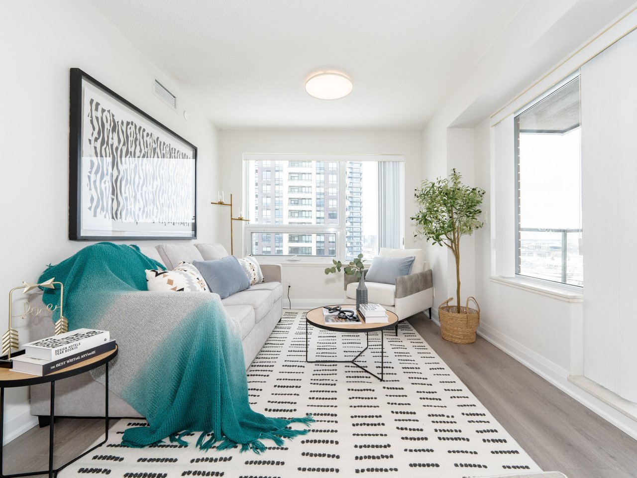 18 Uptown Dr 1910
