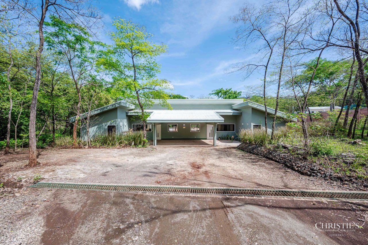 Casa Heliconia Duplex at Black Stallion
