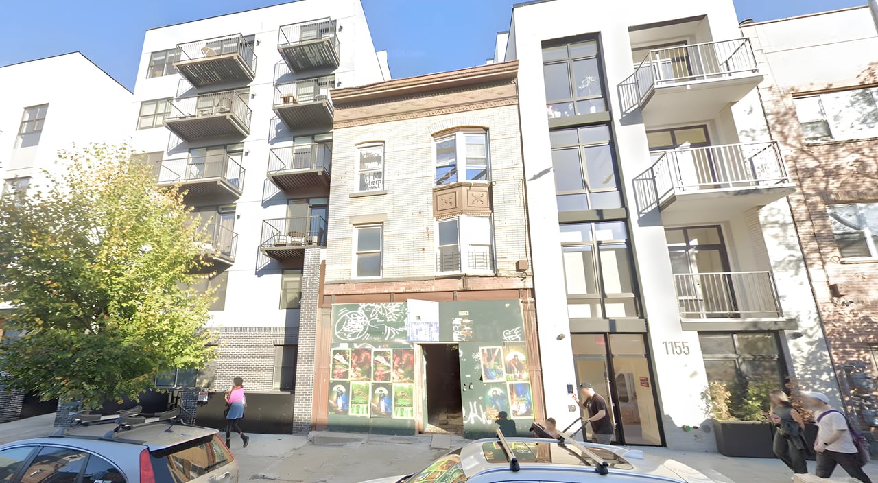 1153 Bedford Ave