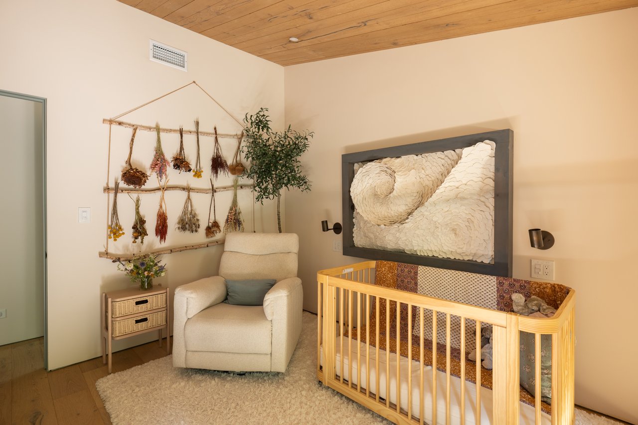 4157 Sunswept Dr, Studio City