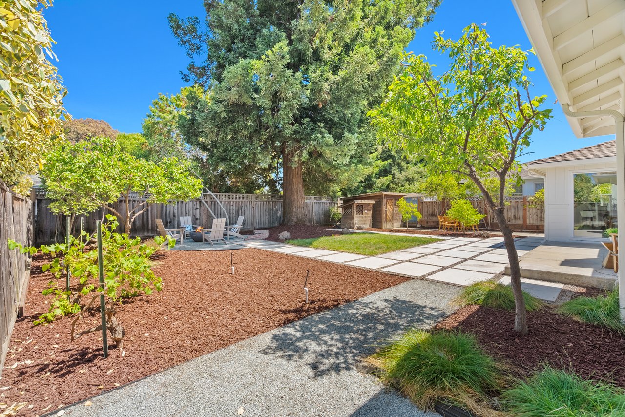 520 South Bayview Avenue
