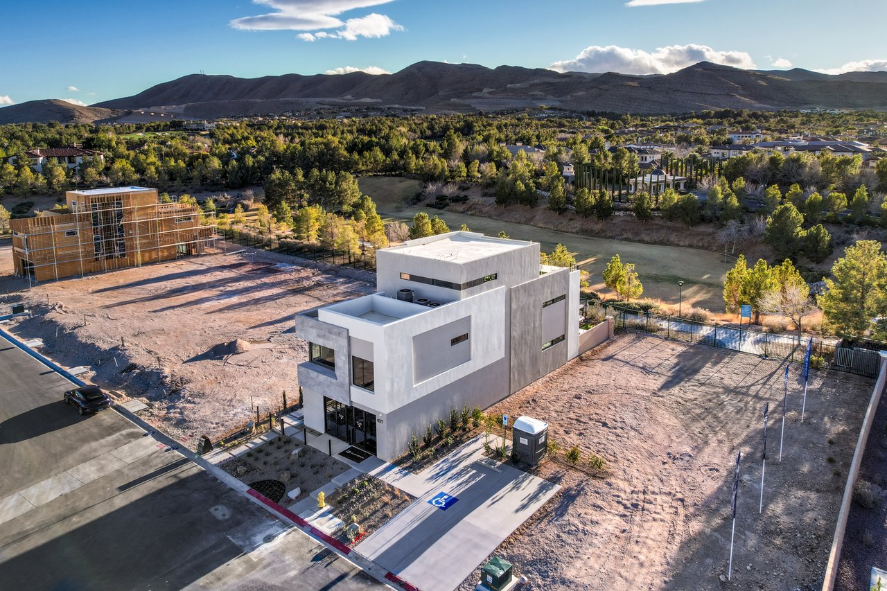 4077 Heron Fairway Dr