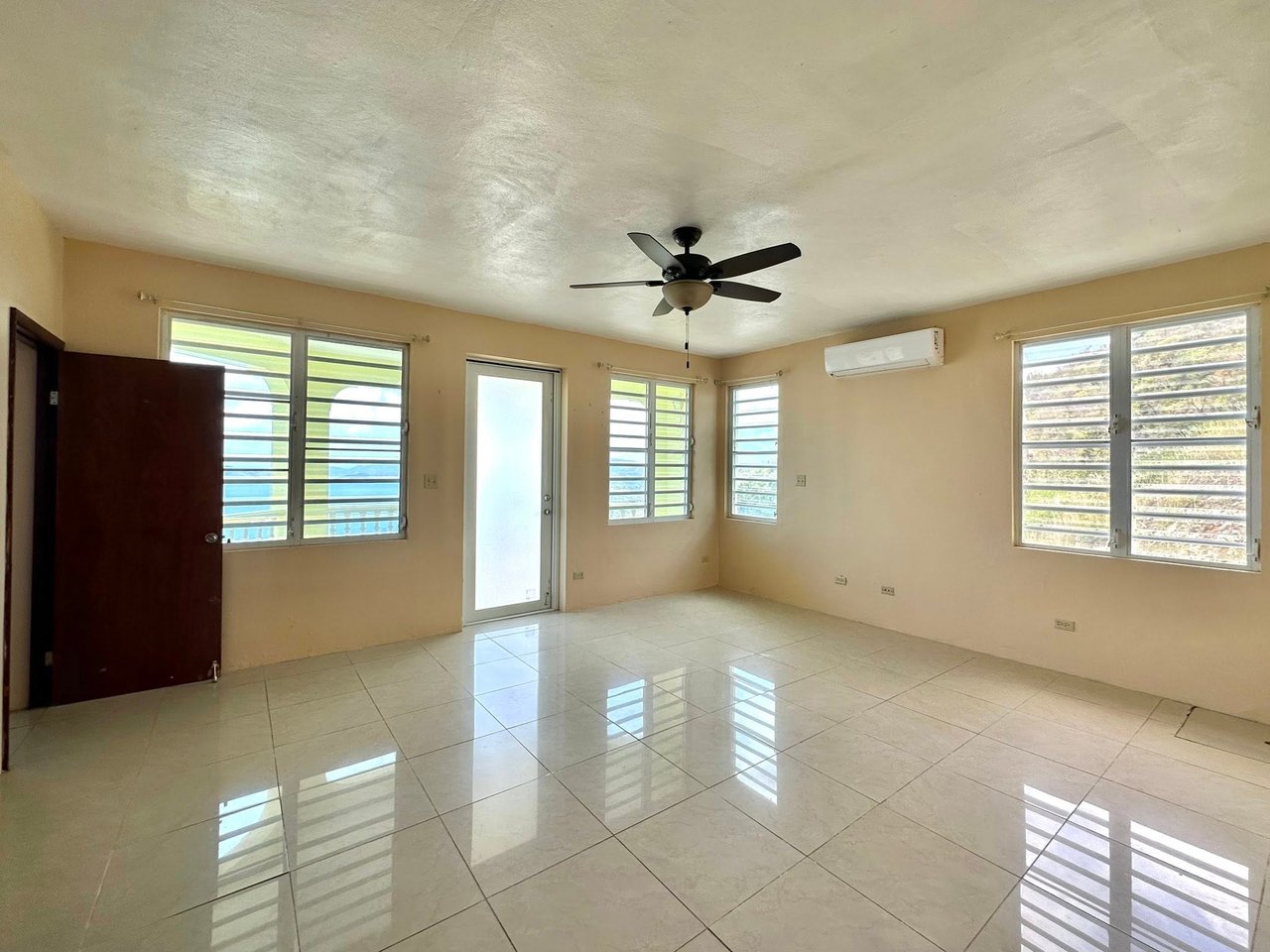 1125 Havers Estate 3 Bedroom Apartment