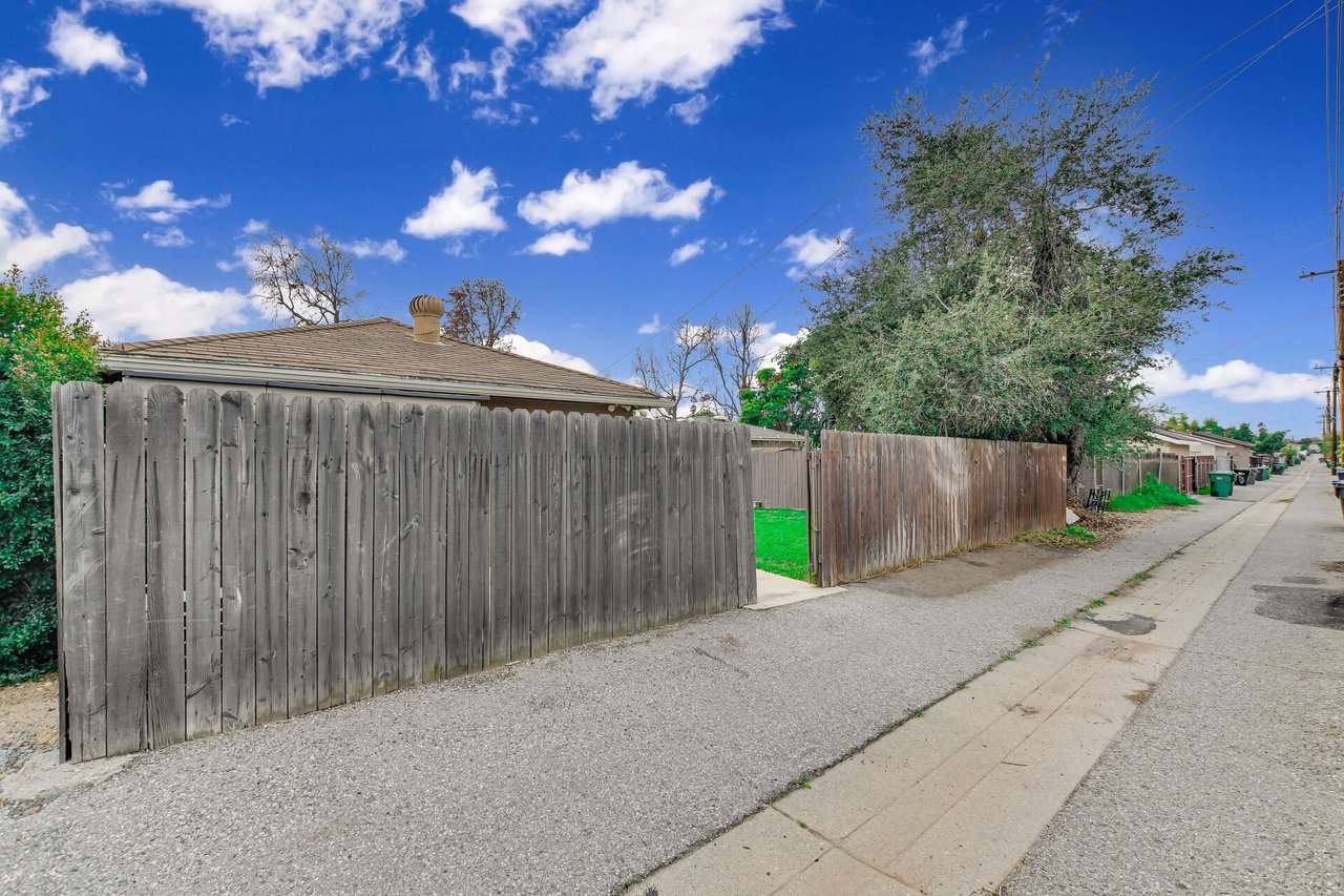 1481 Bonita Avenue