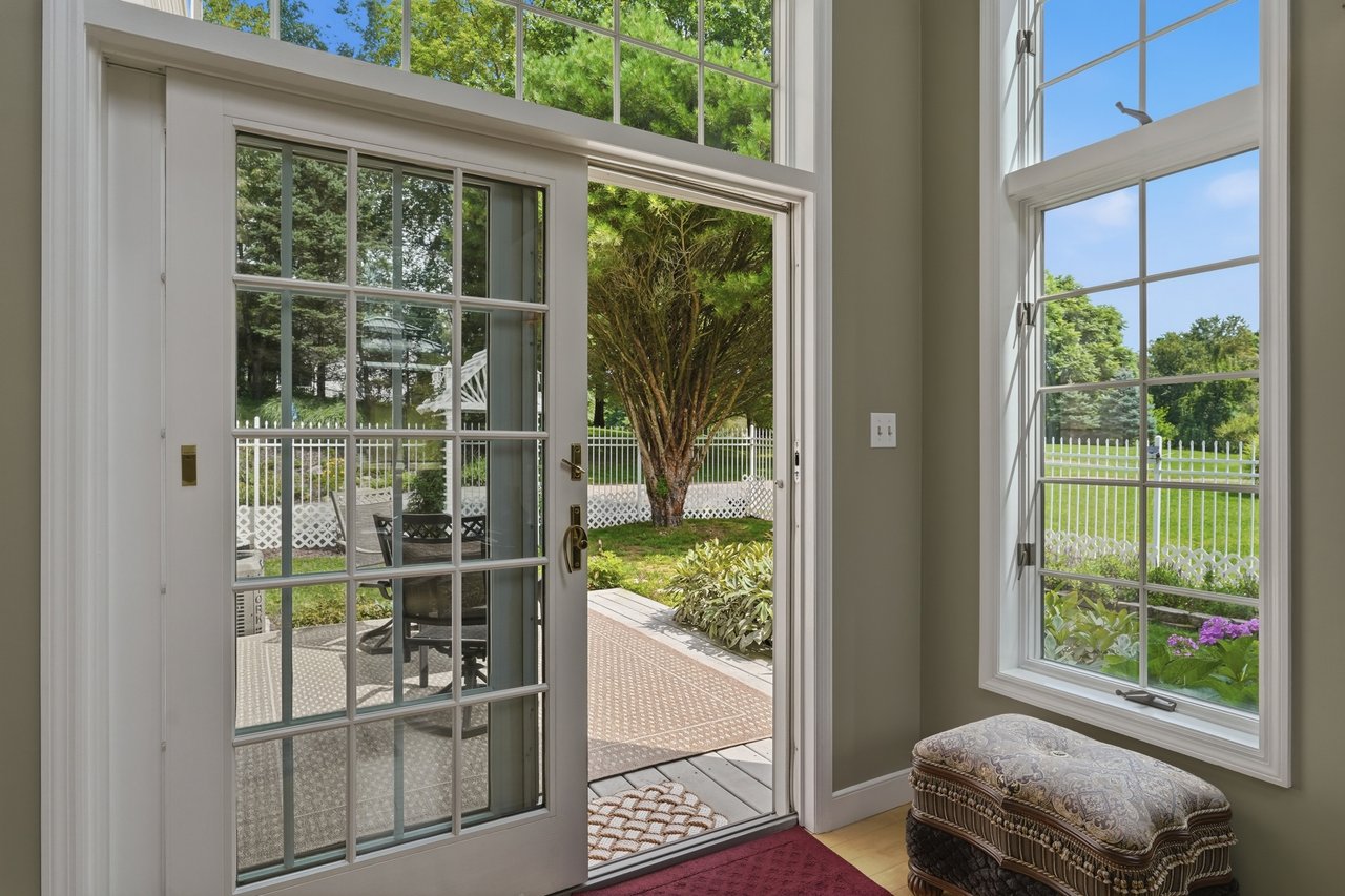 Picture-Perfect Country Living