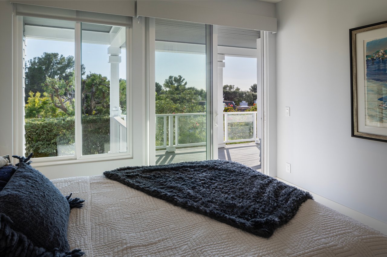 Furnished Lease in Newport Beach