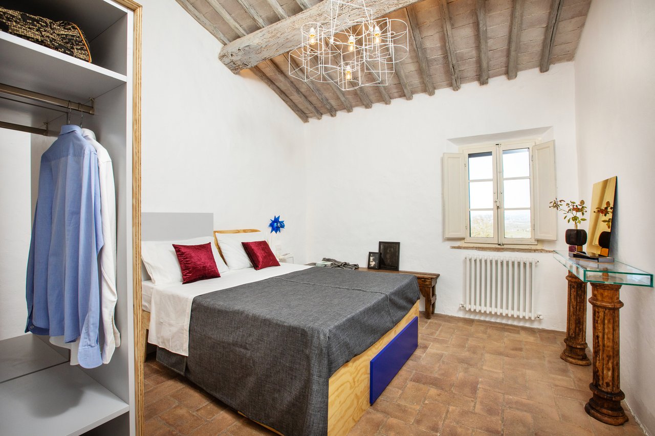 Country Luxury Home For Rent in Valdorcia