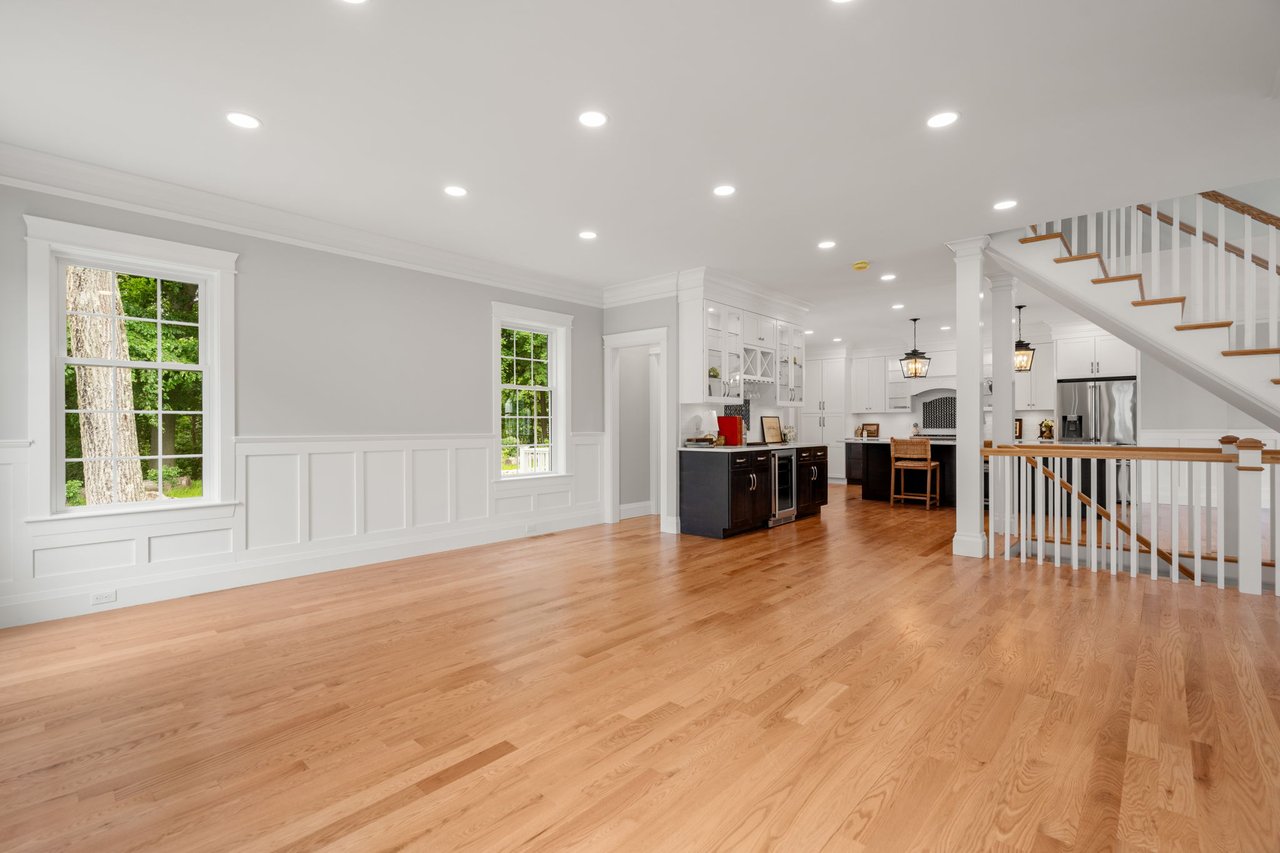 320 Lexington St