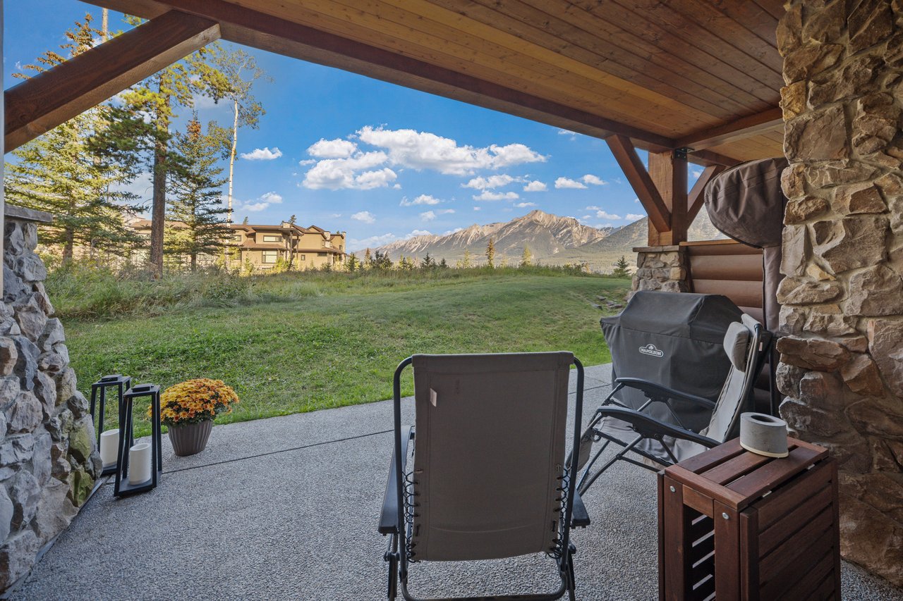 112-104 Armstrong Place