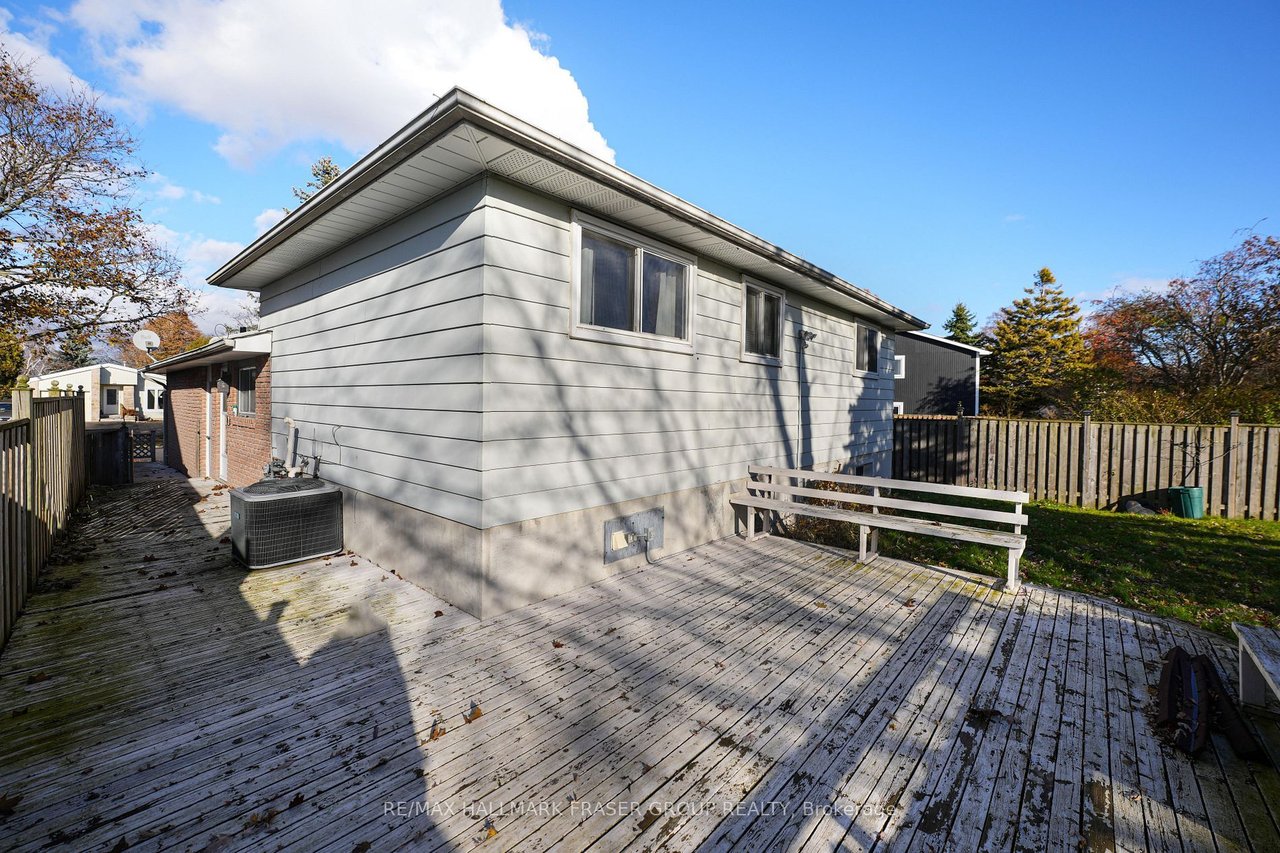 13 Pittmann Crescent