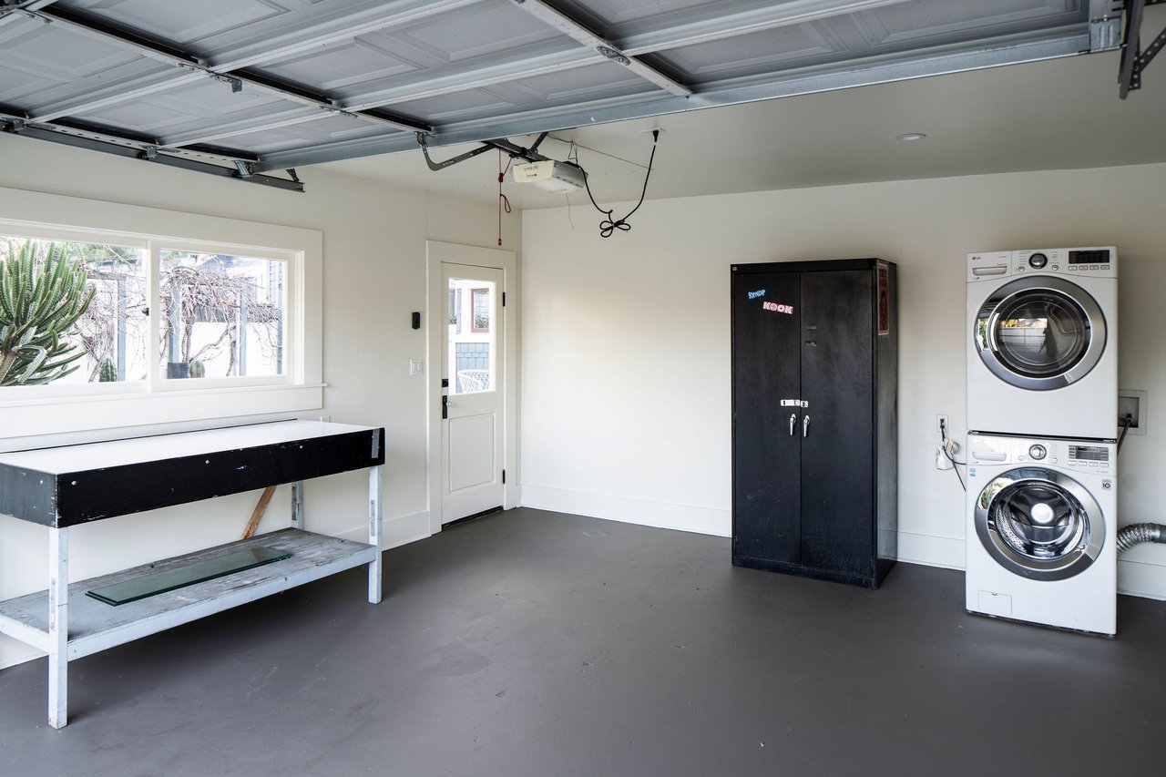 2321 W 31st St in Jefferson Park