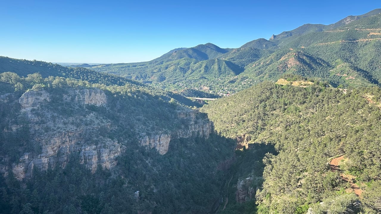 Exploring Cave of the Winds: Colorado’s Underground Adventure
