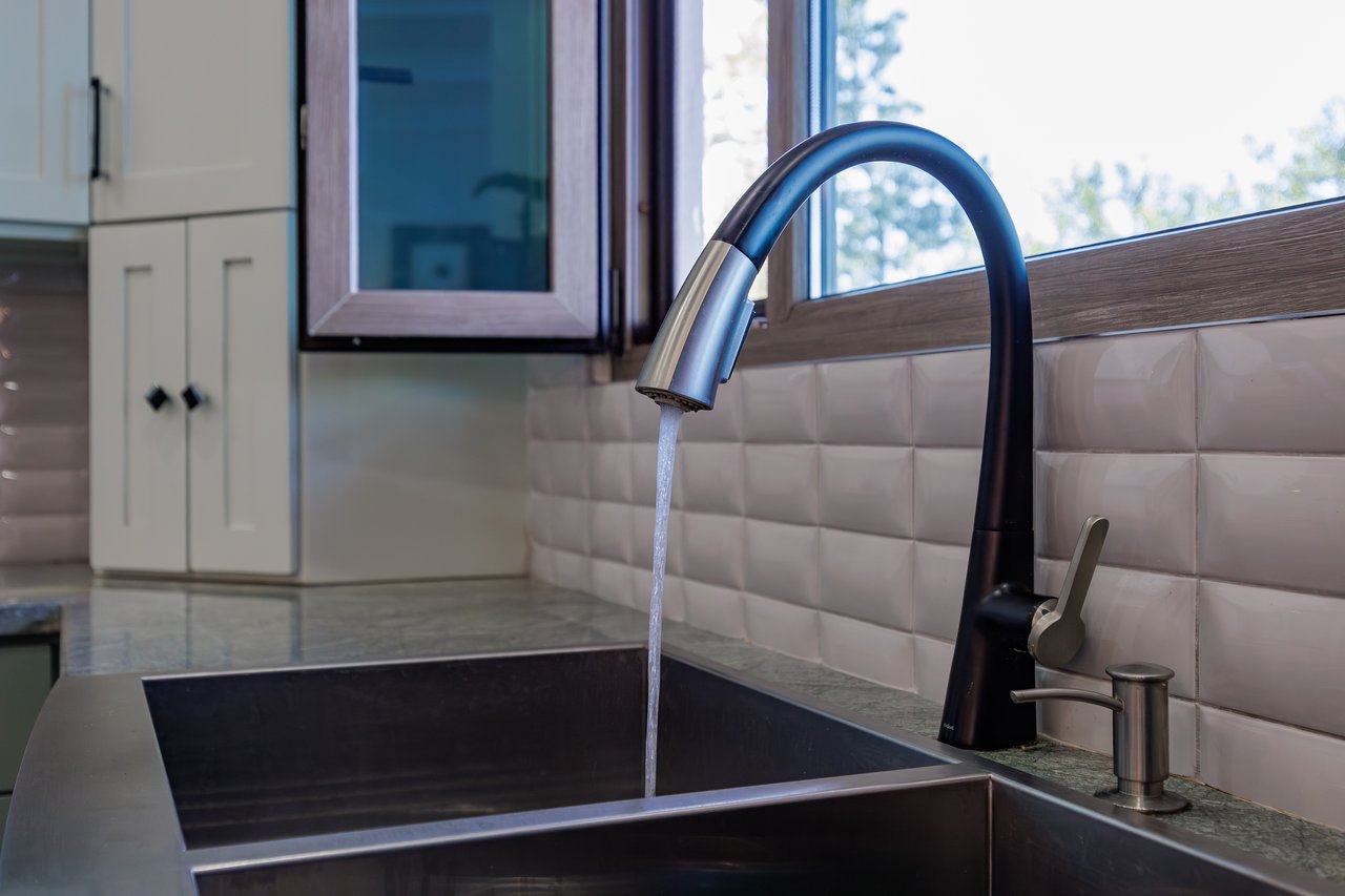 Lawson Rock at Its Finest Lot 30