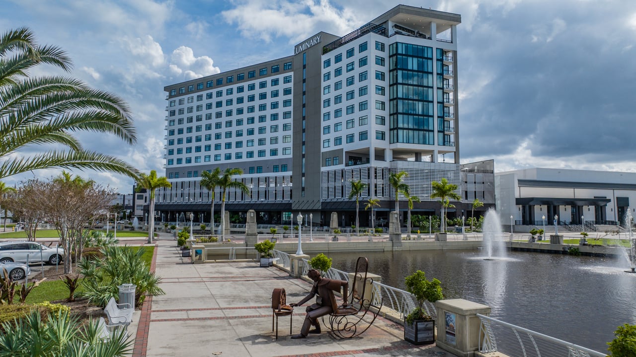 DOWNTOWN FORT MYERS
