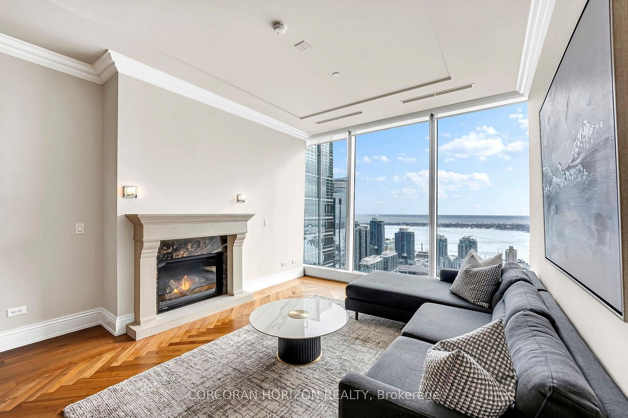 THE RITZ-CARLTON RESIDENCES FOR LEASE