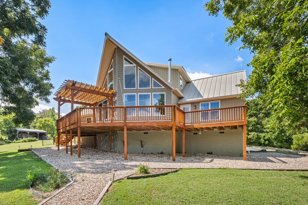 19123 Hill Rd, Springdale, AR 72764