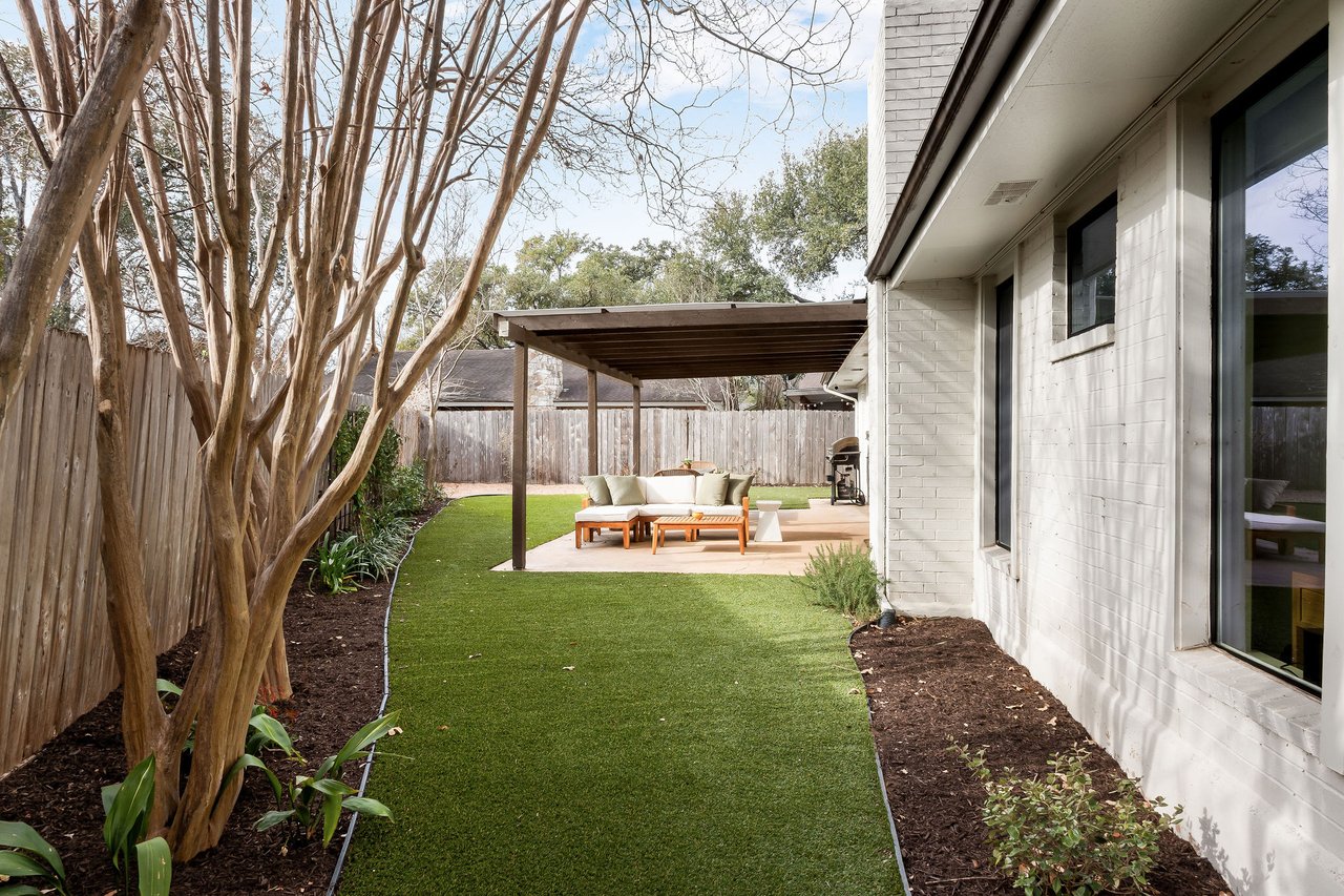 4701 Travis Country Circle