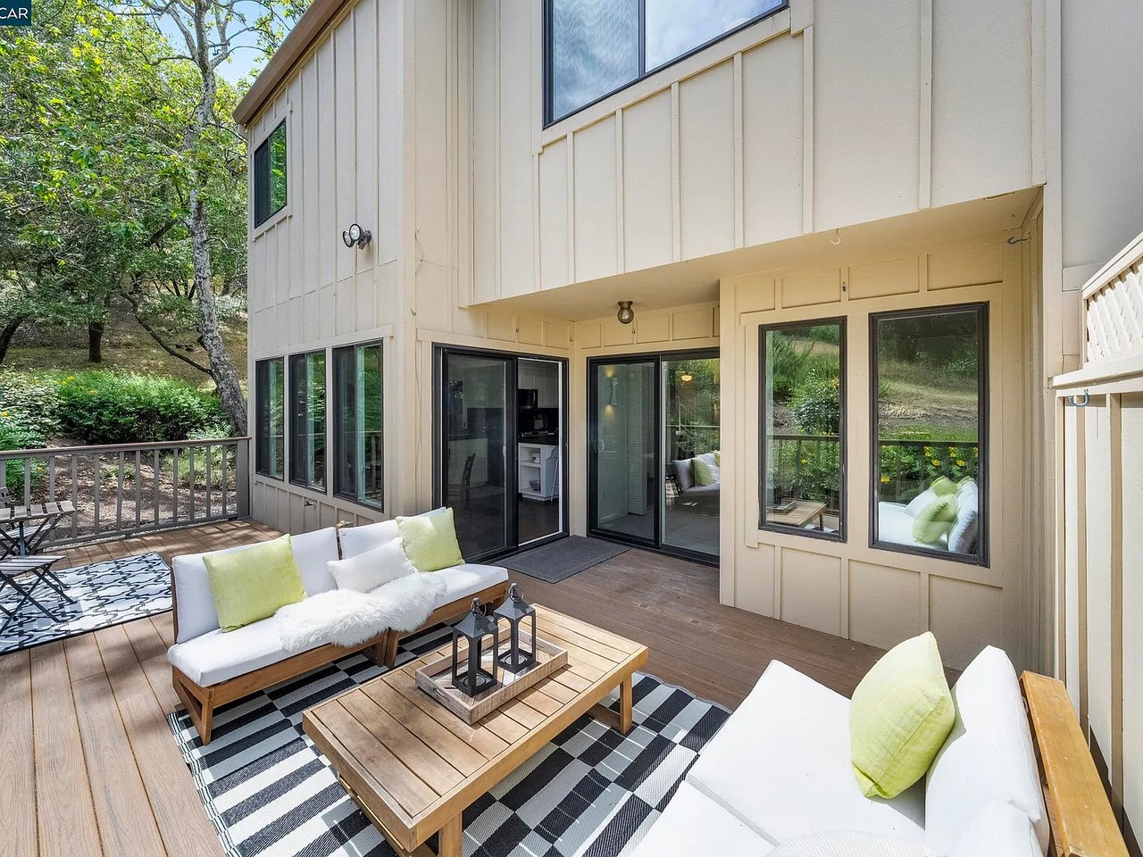 28 Curlew Way, Novato