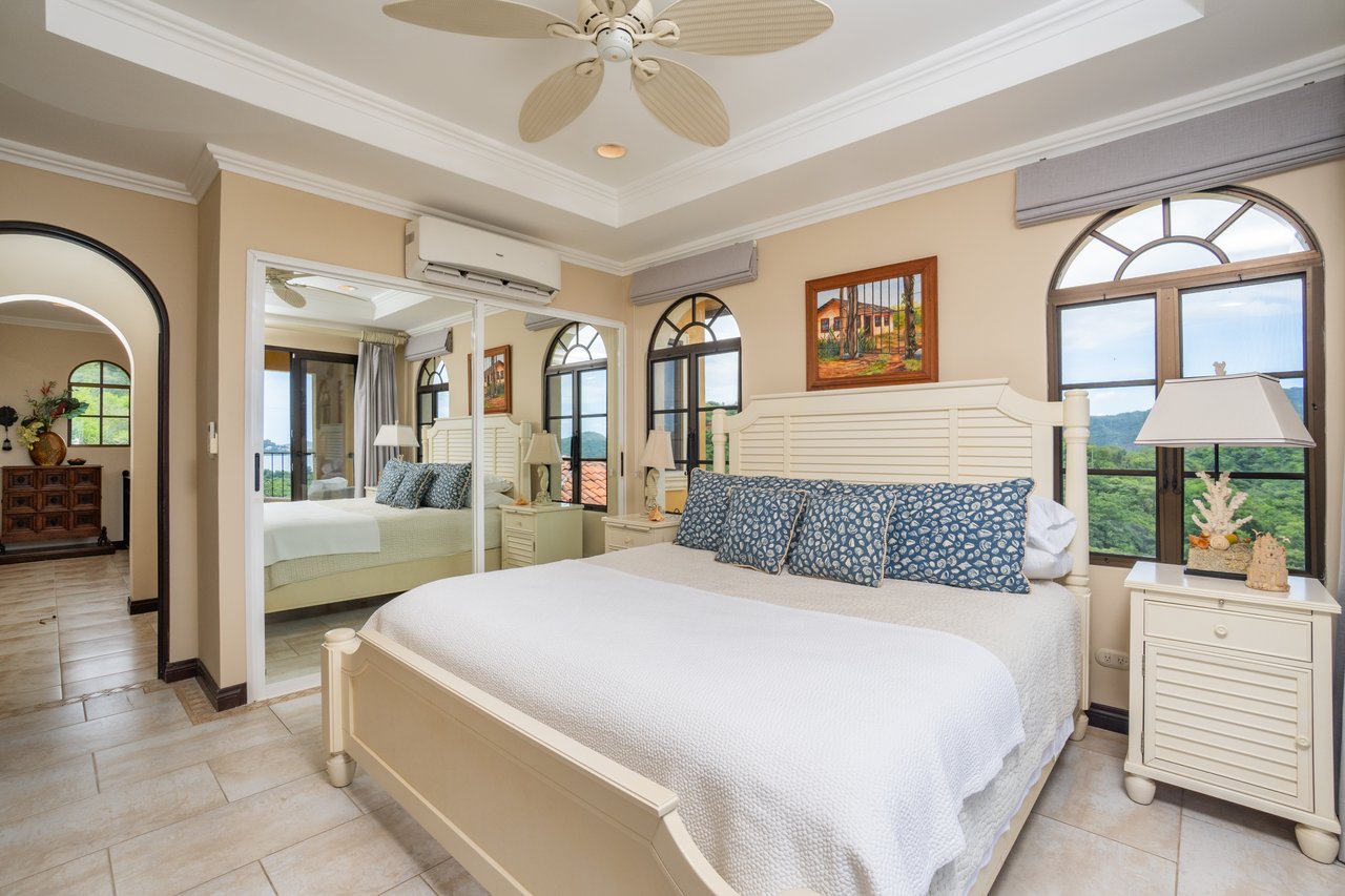 Casa Loro - Luxury Estate