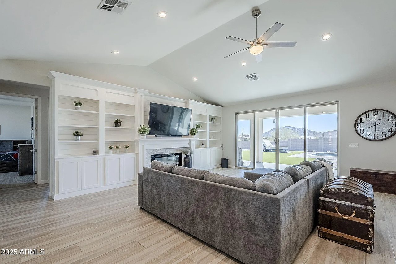 15315 W PEAKVIEW Road