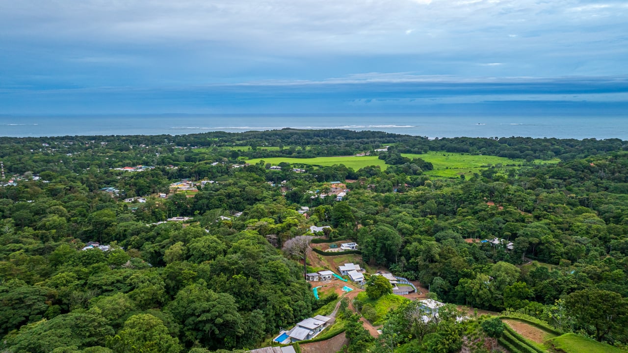 Perfect for Families or a Peaceful Retirement, Uvita Pacific Ocean Town