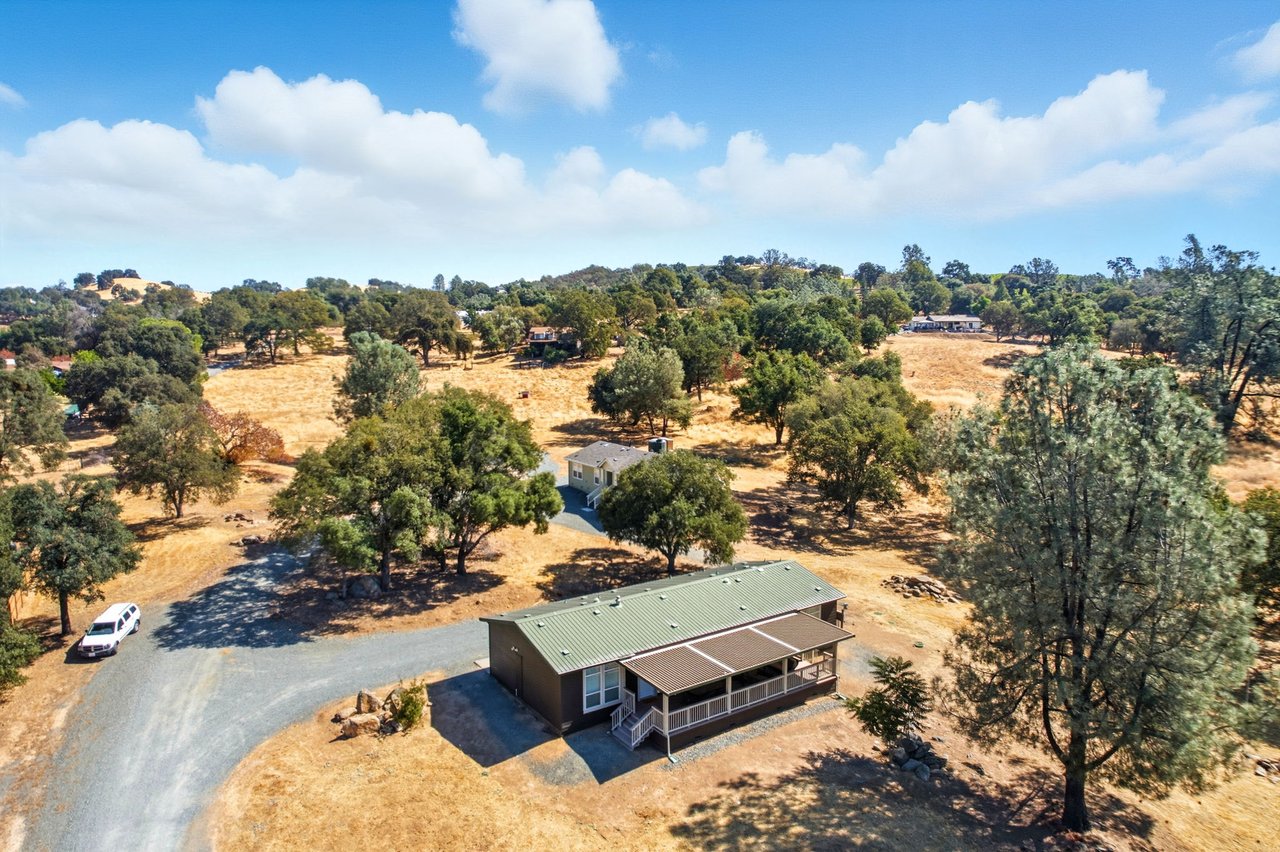 18400 Live Oak Court