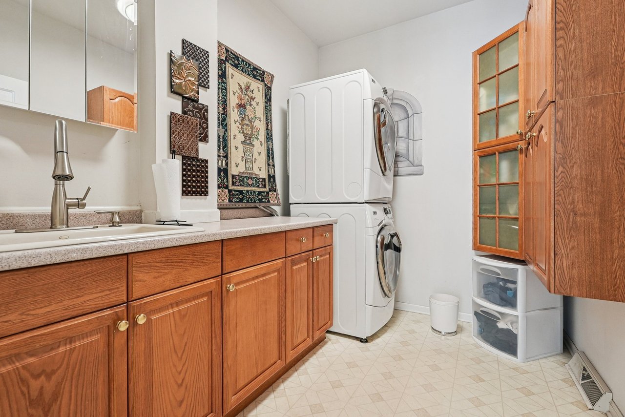 Hilltop Luxury with Endless Views