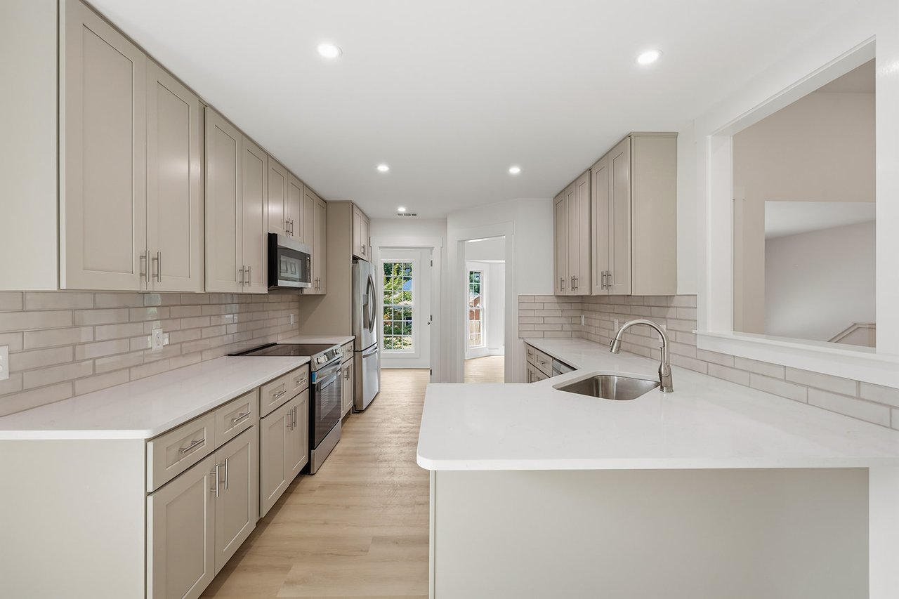 6 Kingfisher Circle, Savannah, GA 31419