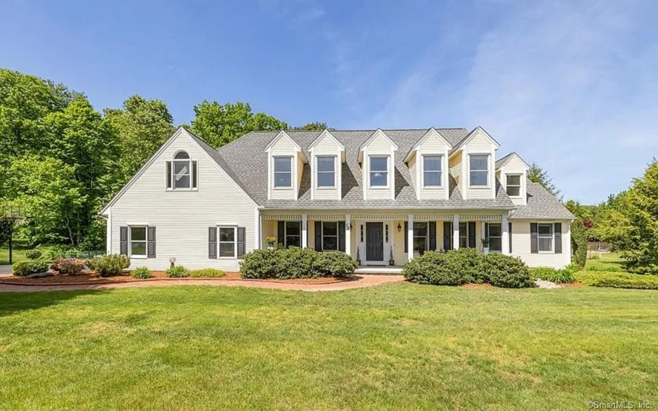 15 Pond Cir