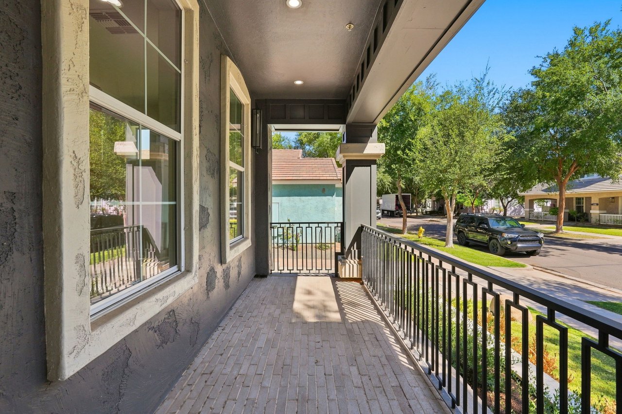 2974 E CAMELLIA Drive