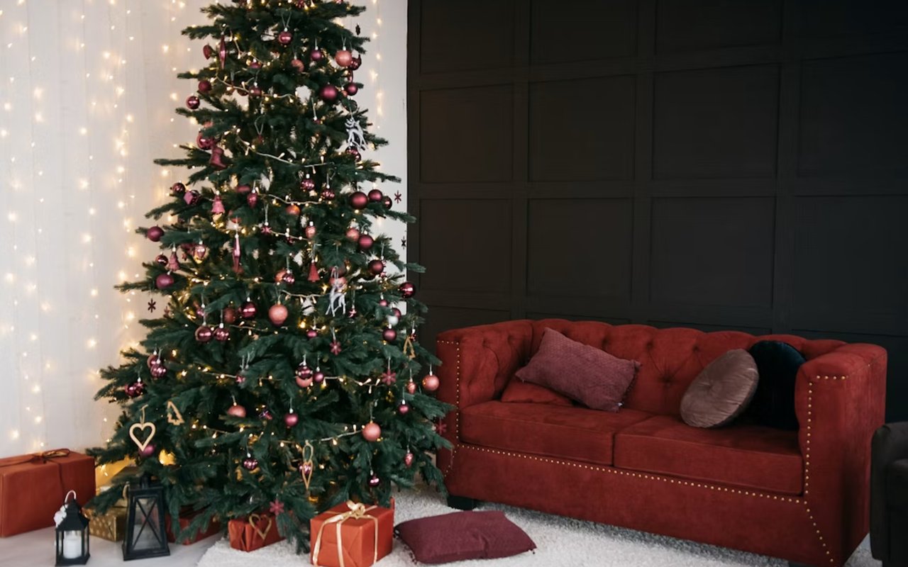 Holiday Hours + Gift Ideas!