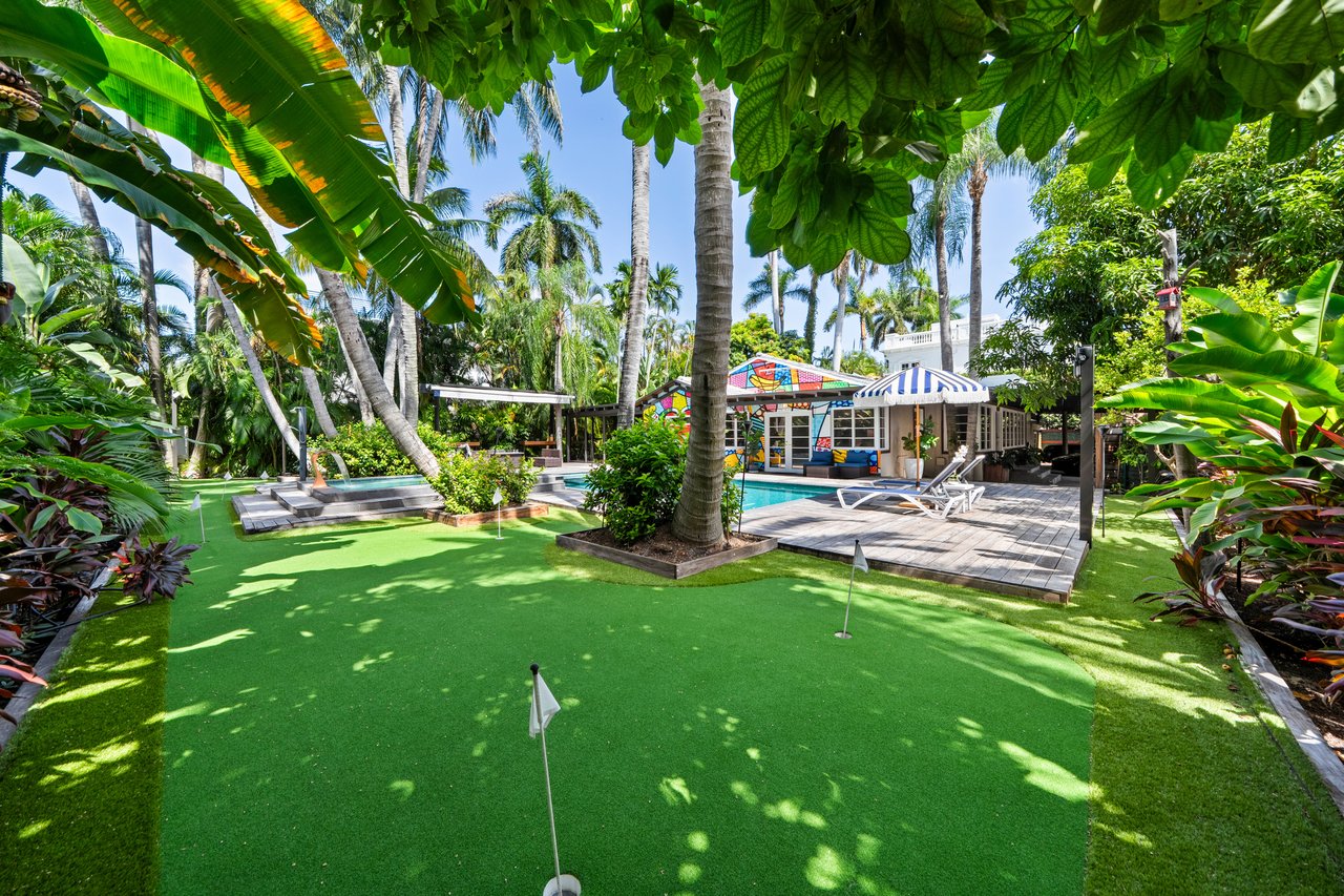 238 E San Marino Drive