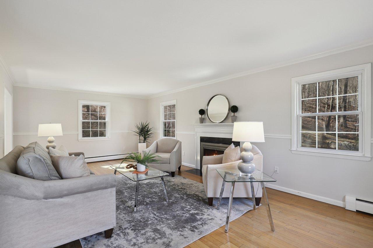 25 Mt Holly Road E
