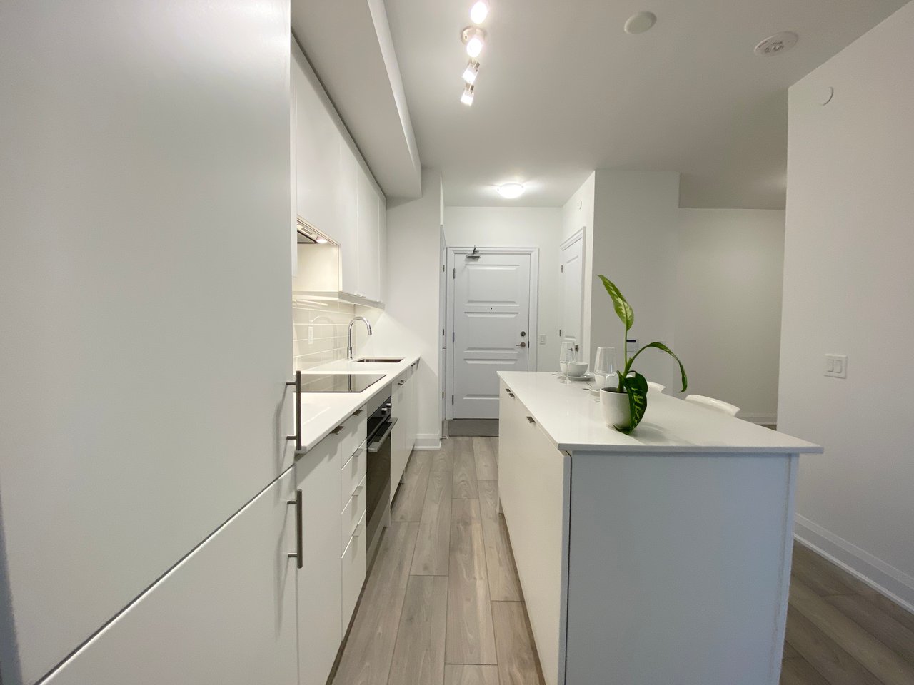 36 Elm Drive W Unit:2403